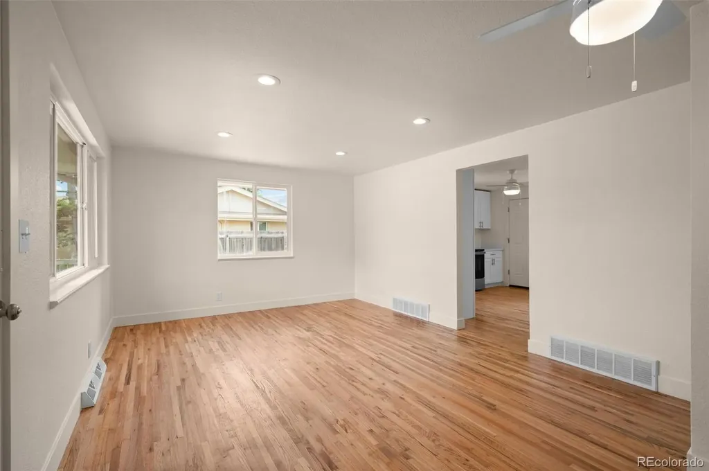 5543 Newland Way Arvada CO 80002