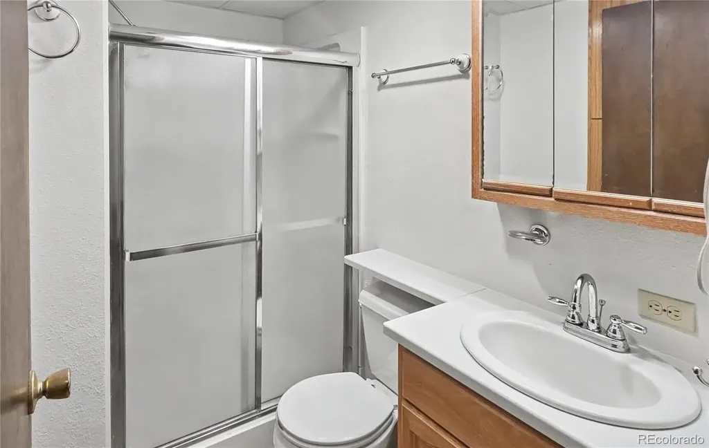 218 W 9th Street Julesburg CO 80737