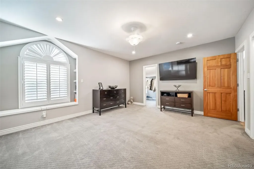 4560 King Street Denver CO 80211