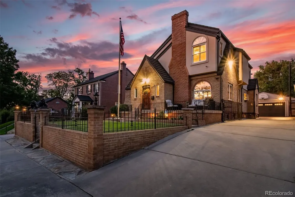 4560 King Street Denver CO 80211