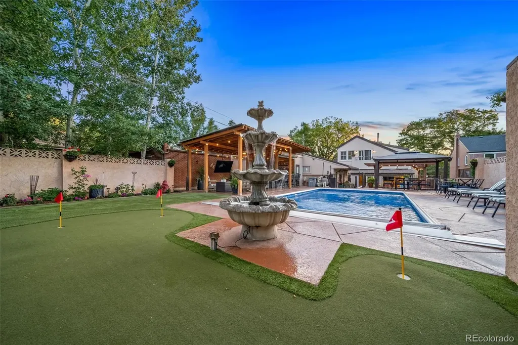 4560 King Street Denver CO 80211
