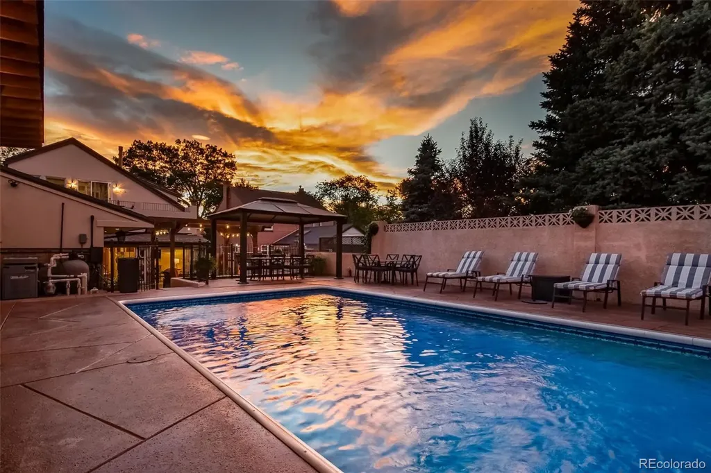 4560 King Street Denver CO 80211