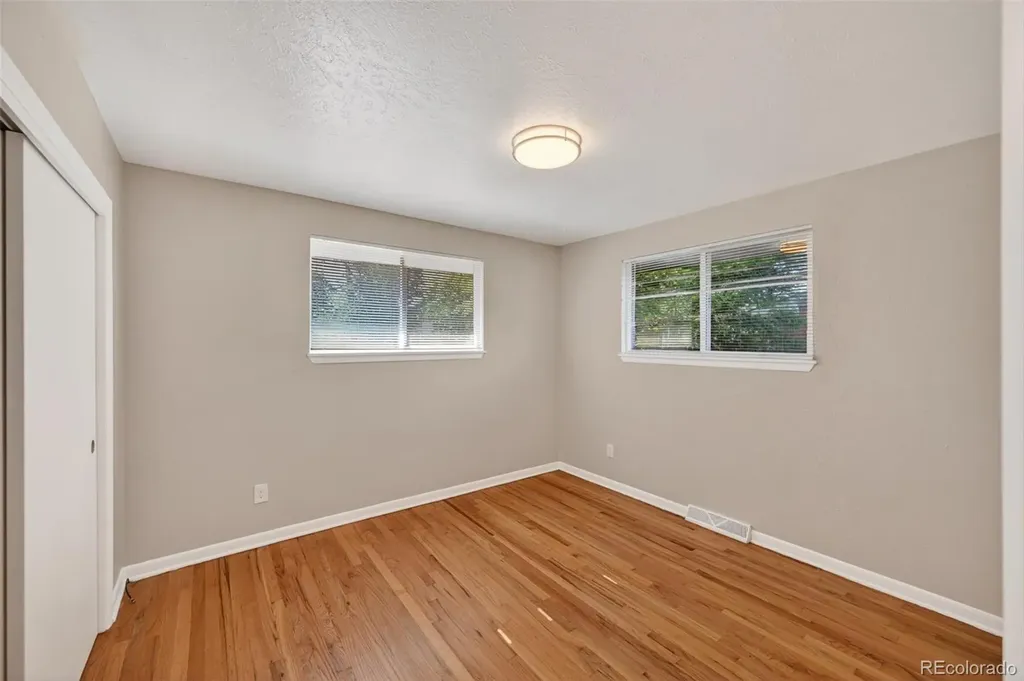 26 Newland Court Denver CO 80226