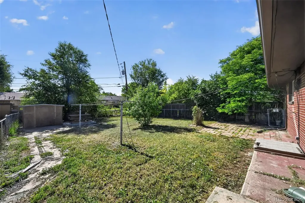26 Newland Court Denver CO 80226