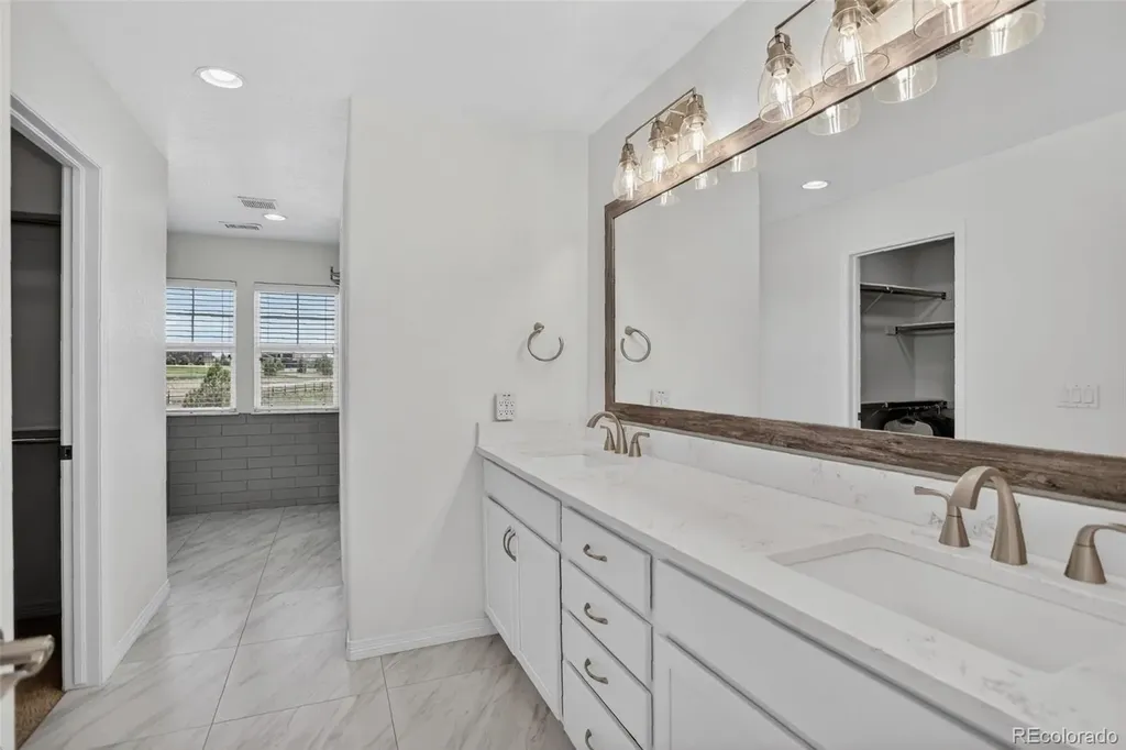 3319 Paintbrush Lane Parker CO 80138