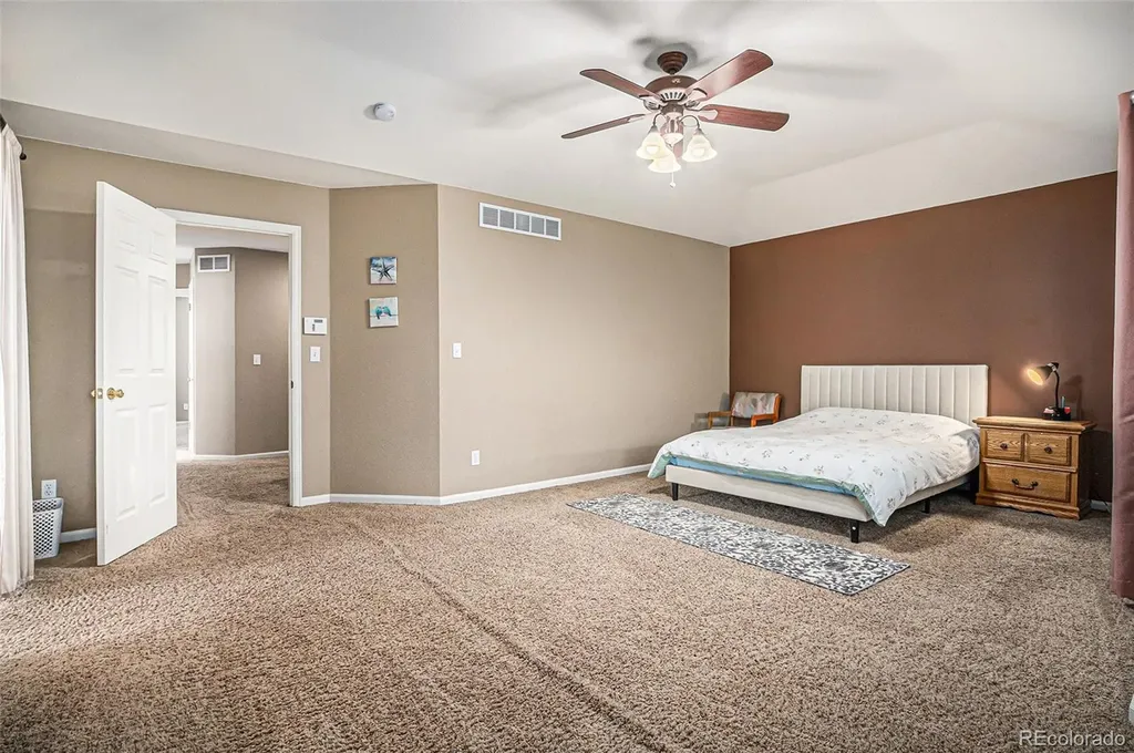 5569 S Helena Street Centennial CO 80015