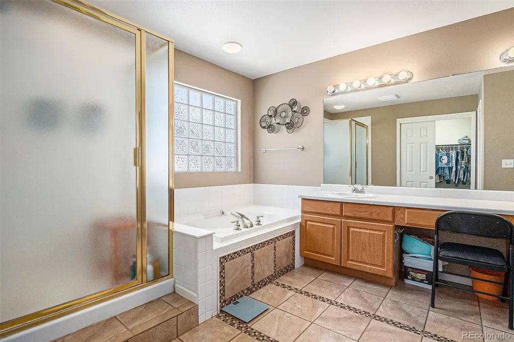 5569 S Helena Street Centennial CO 80015