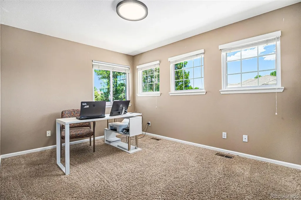 5569 S Helena Street Centennial CO 80015