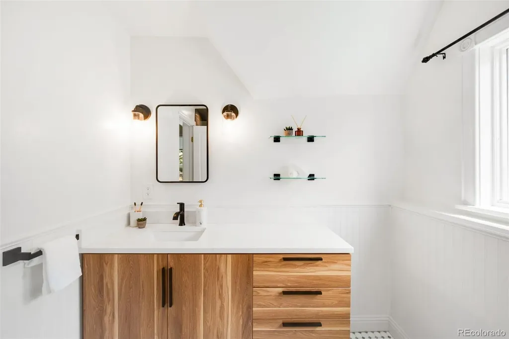 30 S Grant Street Denver CO 80209