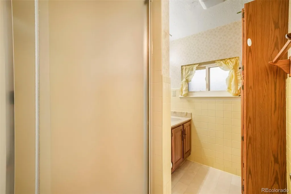 2330 N Circle Drive Colorado Springs CO 80909