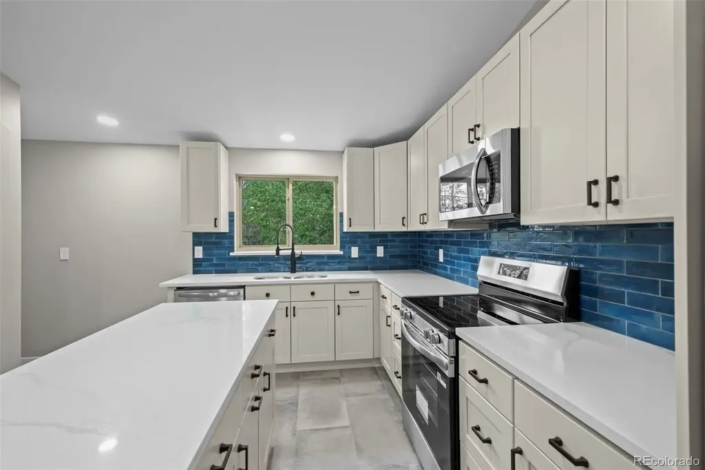 5715 W 5th Avenue Lakewood CO 80226