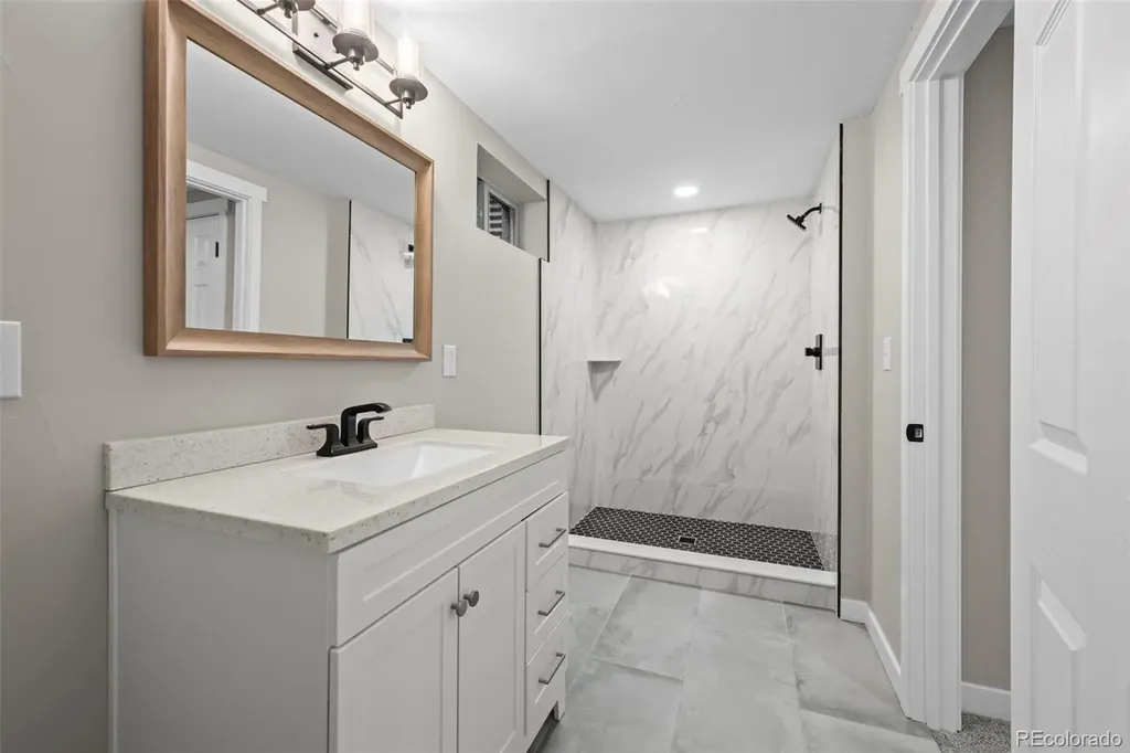 5715 W 5th Avenue Lakewood CO 80226