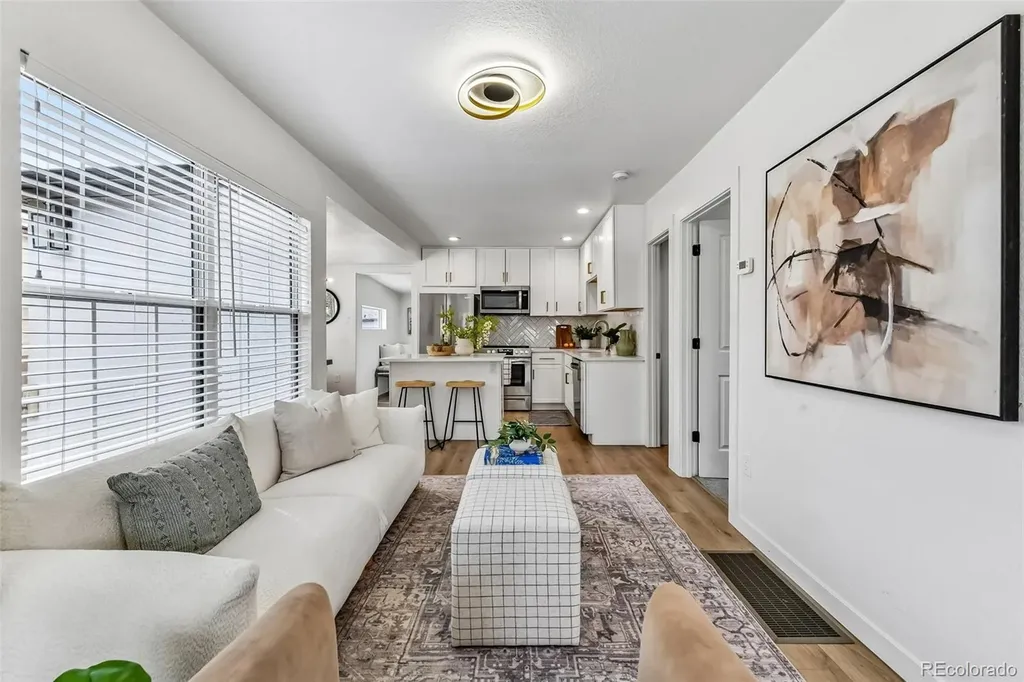 129 King Street Denver CO 80219