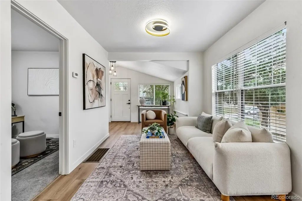 129 King Street Denver CO 80219