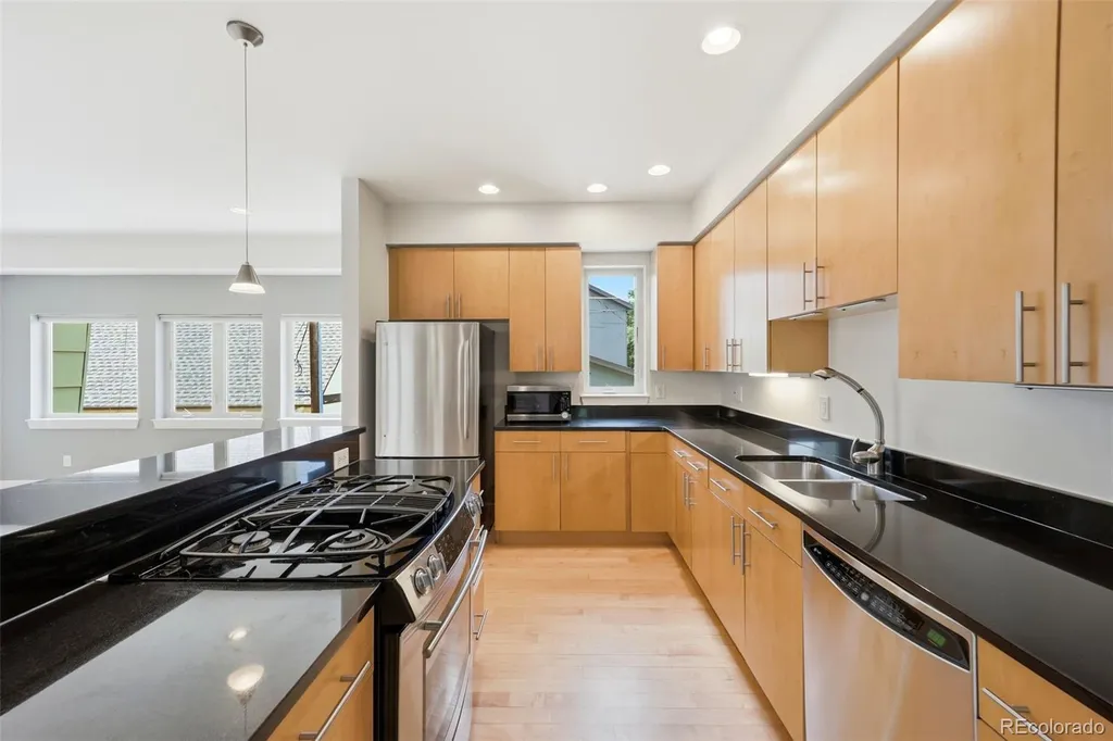 1743 W 33 Avenue Denver CO 80211