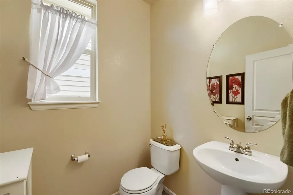 8350 Gardenia Street Arvada CO 80005