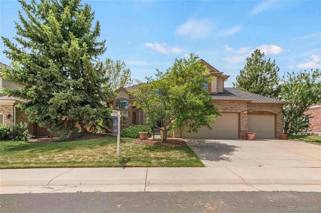 5449 S Idalia Way Centennial CO 80015