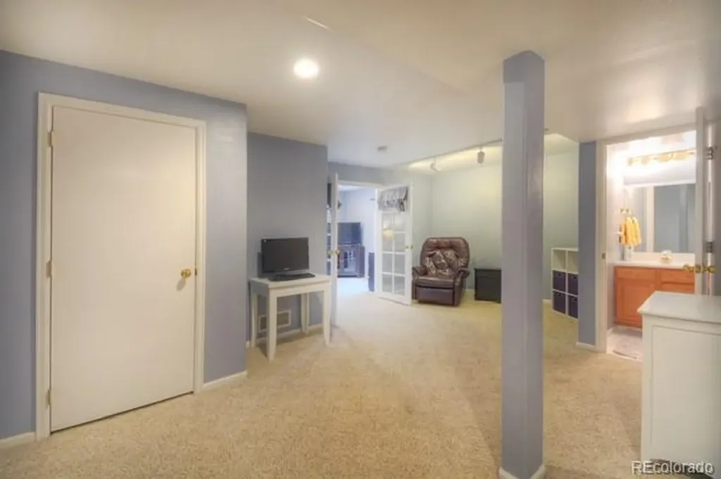 17085 Foxcross Drive Monument CO 80132
