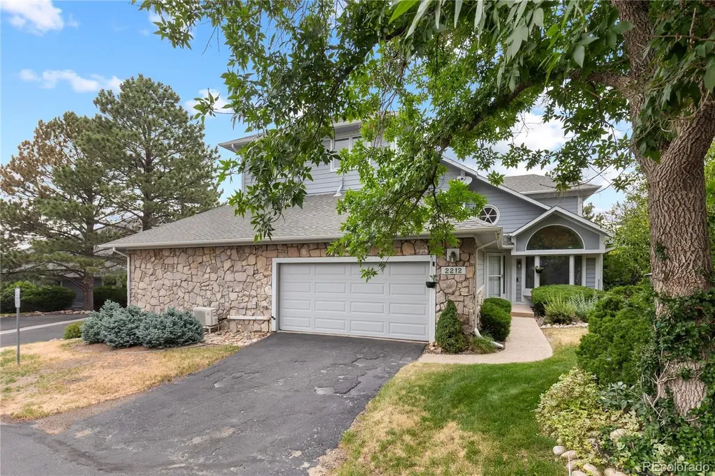 2212 Emerald Drive Castle Rock CO 80104