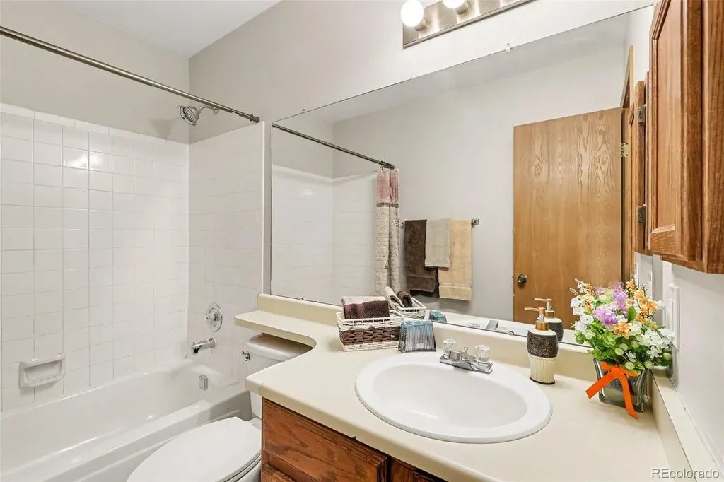 8763 W Cornell Avenue Lakewood CO 80227