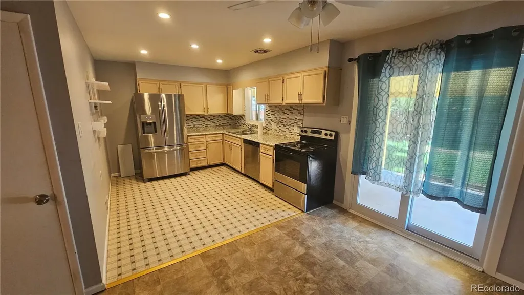 5166 W Colgate Place Denver CO 80236