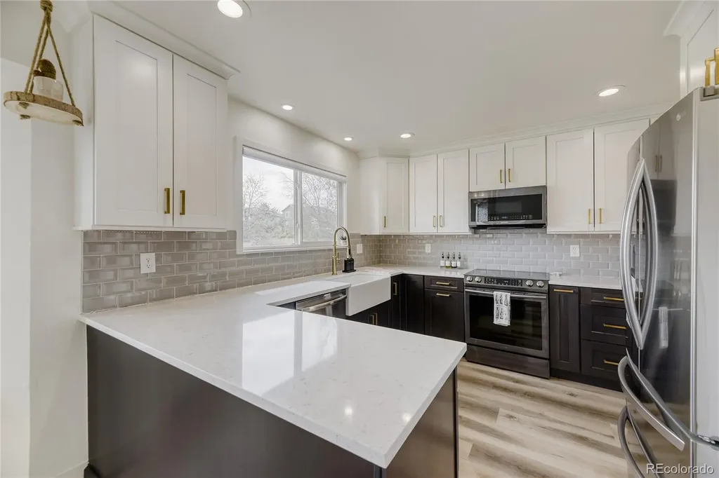 9308 Shadowglen Court Highlands Ranch CO 80126