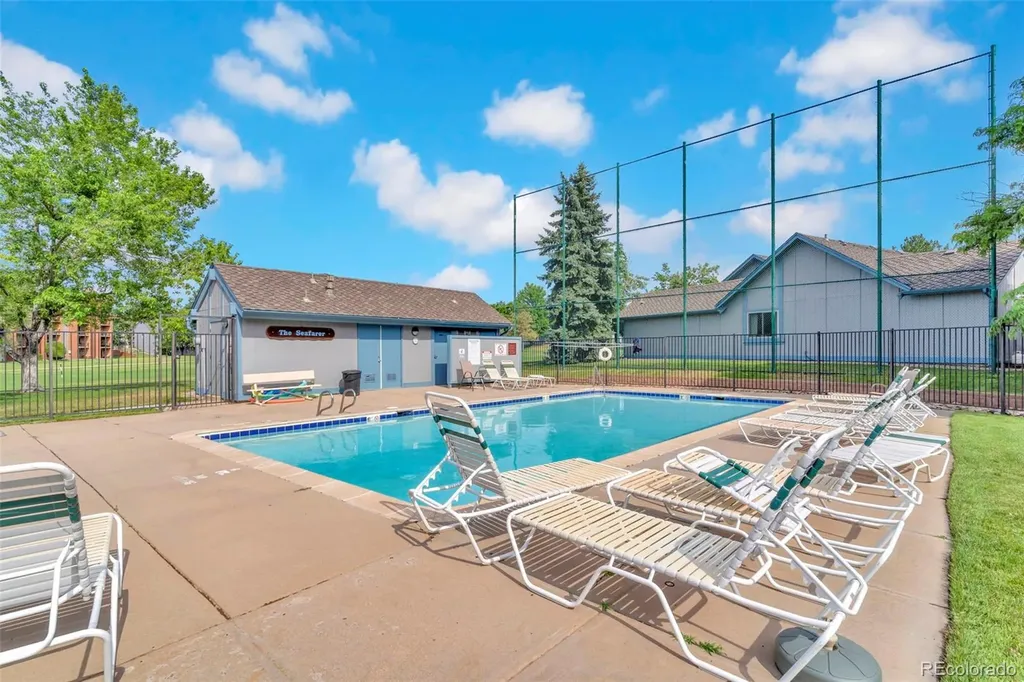 2497 S Victor Street Aurora CO 80014