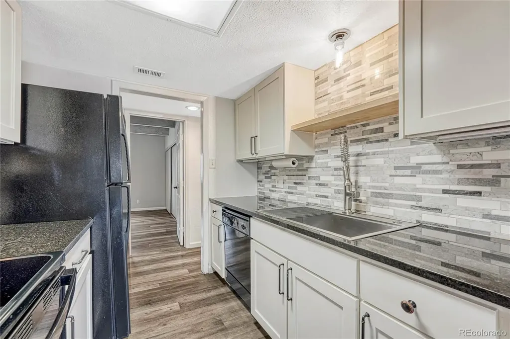 2525 S Dayton Way Denver CO 80231