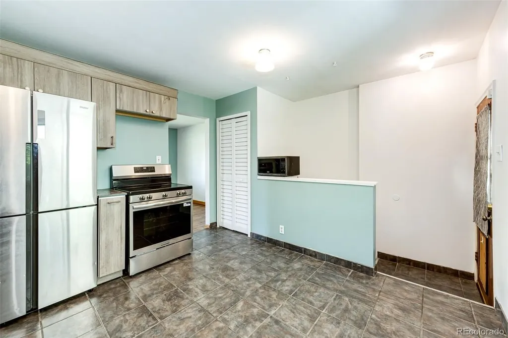 11994 E Virginia Drive Aurora CO 80012