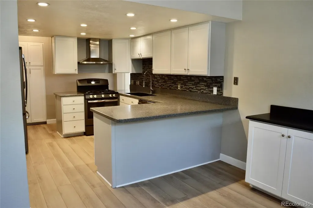 7629 S Monaco Way Centennial CO 80112