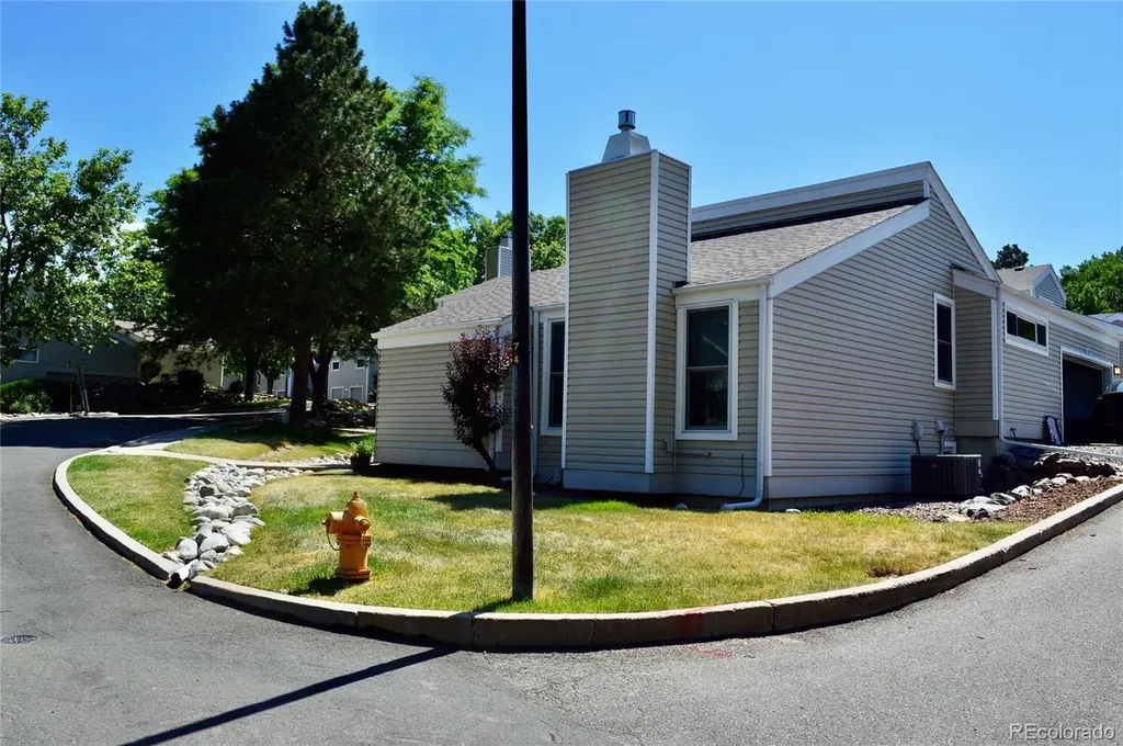 7629 S Monaco Way Centennial CO 80112
