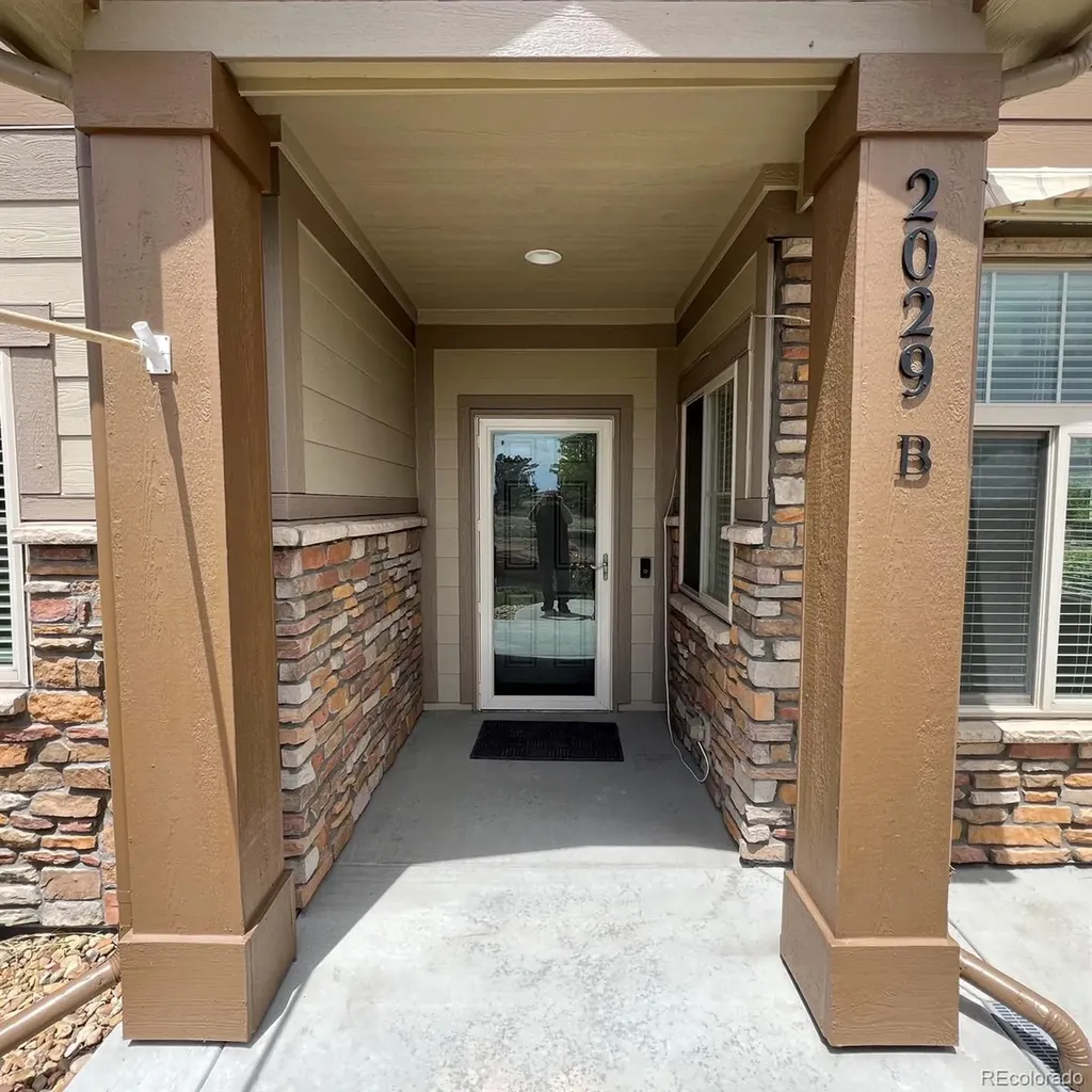 2029 S Flanders Way Aurora CO 80013