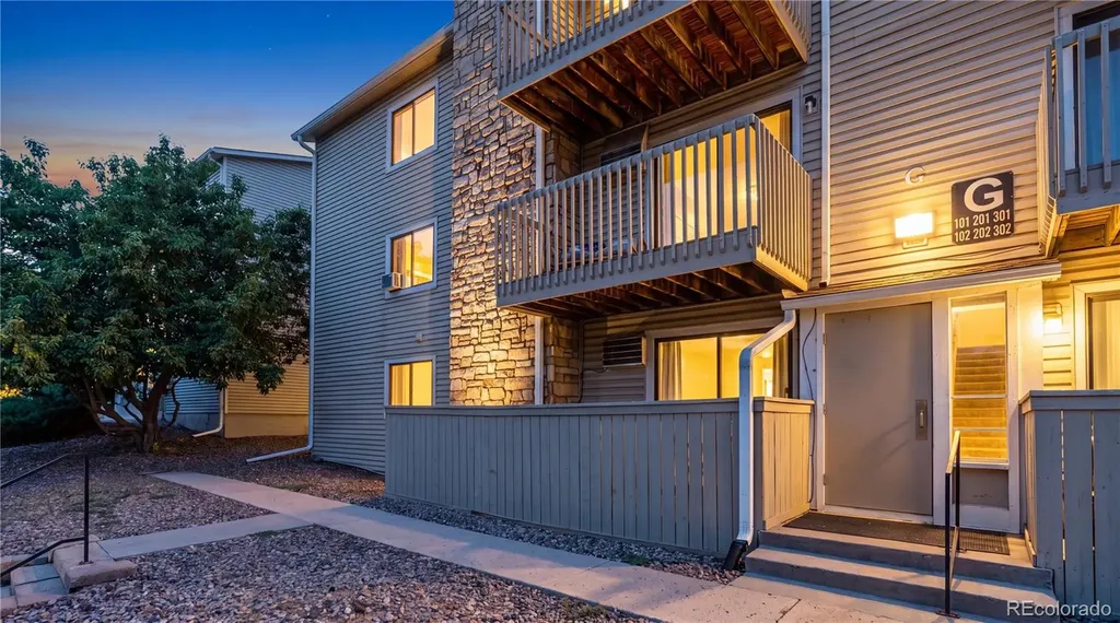 381 S Ames Street Denver CO 80226