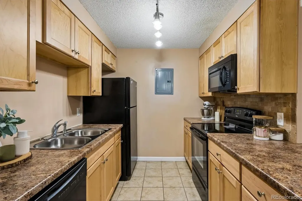 381 S Ames Street Denver CO 80226