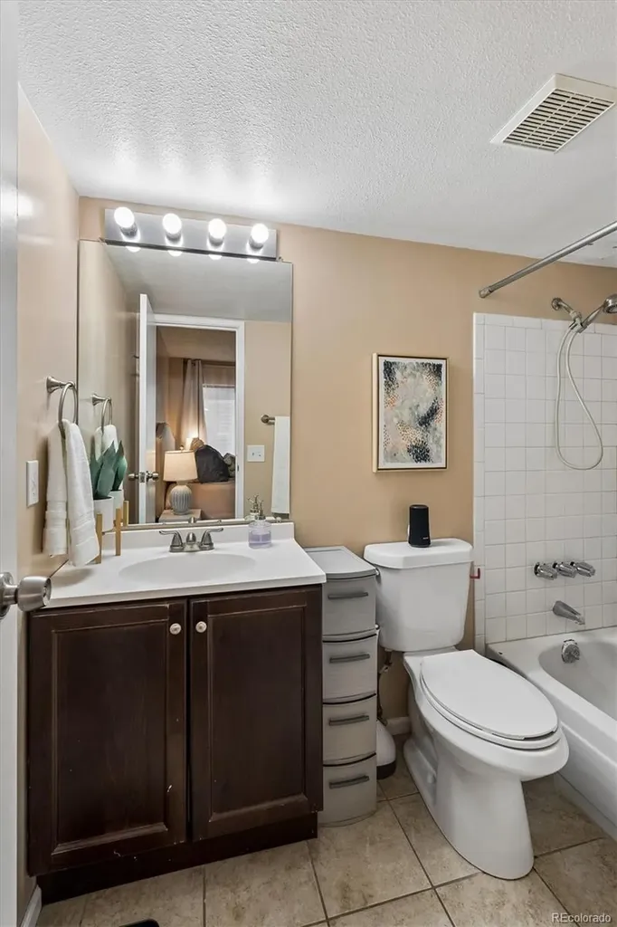 381 S Ames Street Denver CO 80226