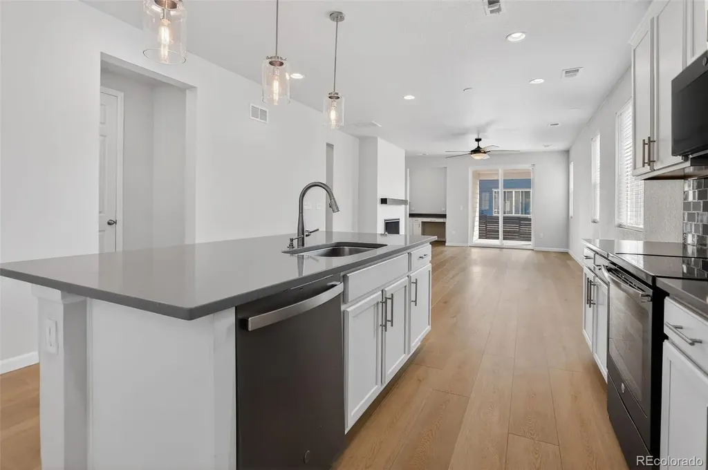 26984 E Archer Avenue Aurora CO 80018