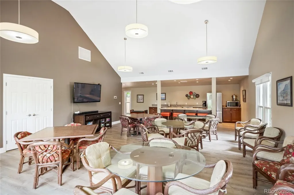 8505 E Temple Drive E Denver CO 80237