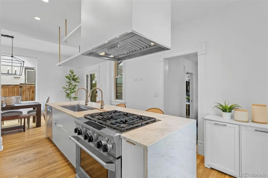 3857 Shoshone Street Denver CO 80211