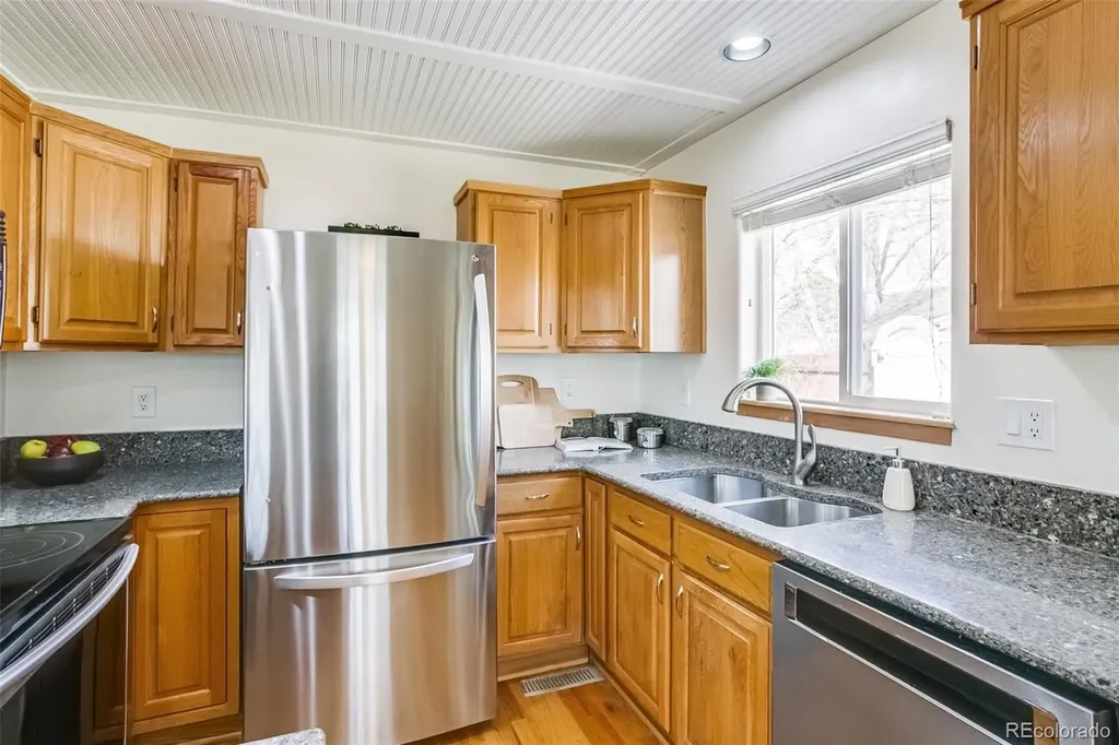1385 S Hudson Street Denver CO 80222