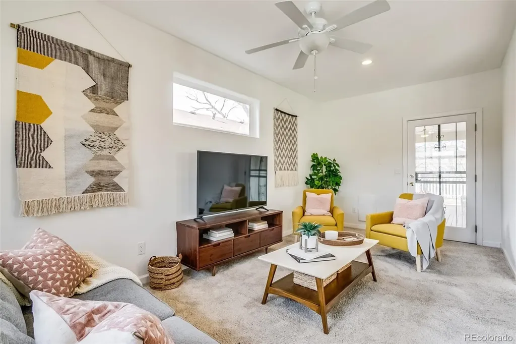 1385 S Hudson Street Denver CO 80222