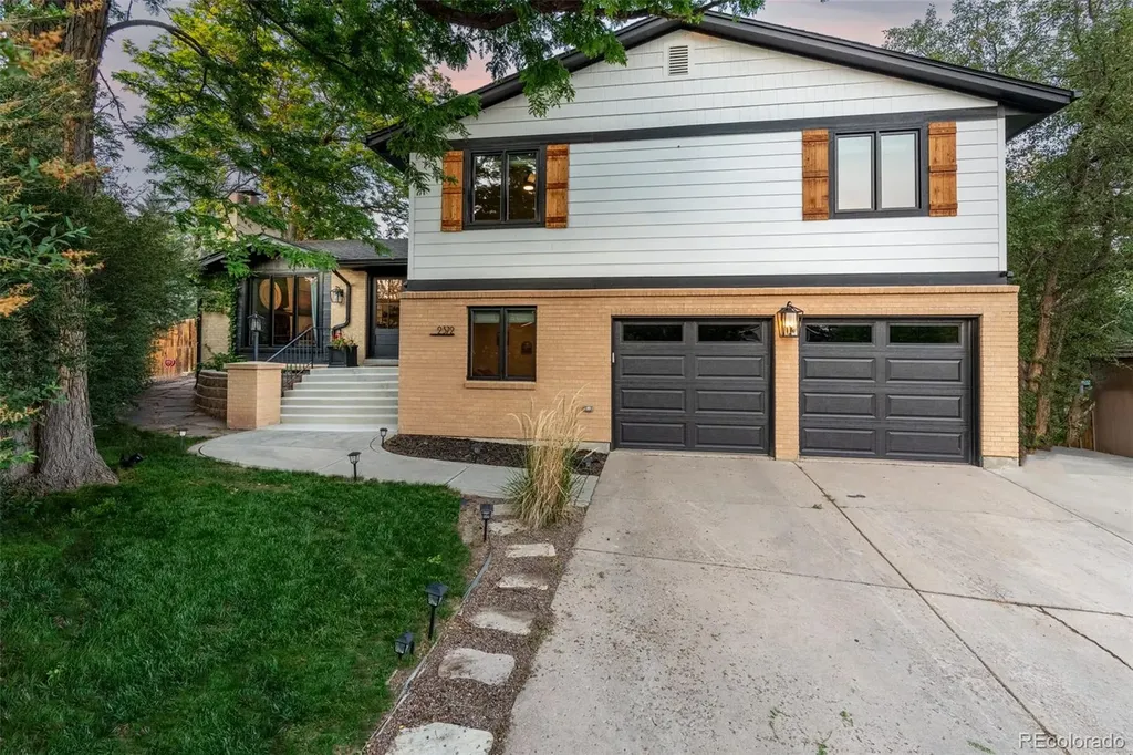 2372 S Carr Court Denver CO 80227