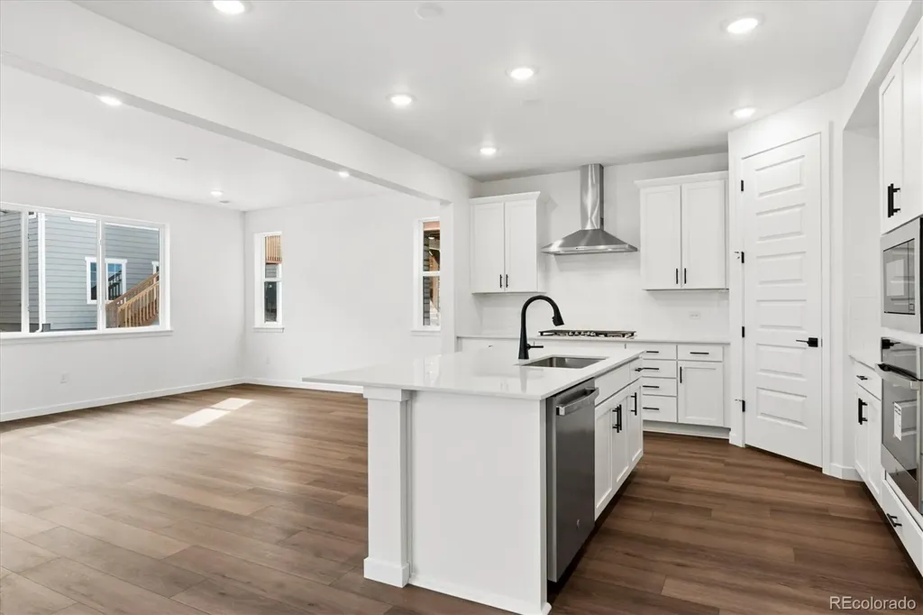 9145 Fowler Peak Court Englewood CO 80112