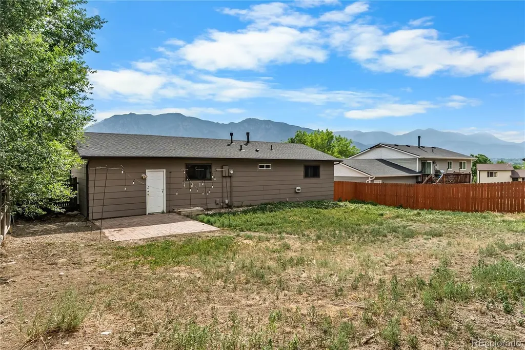 4365 Drummond S Colorado Springs CO 80906