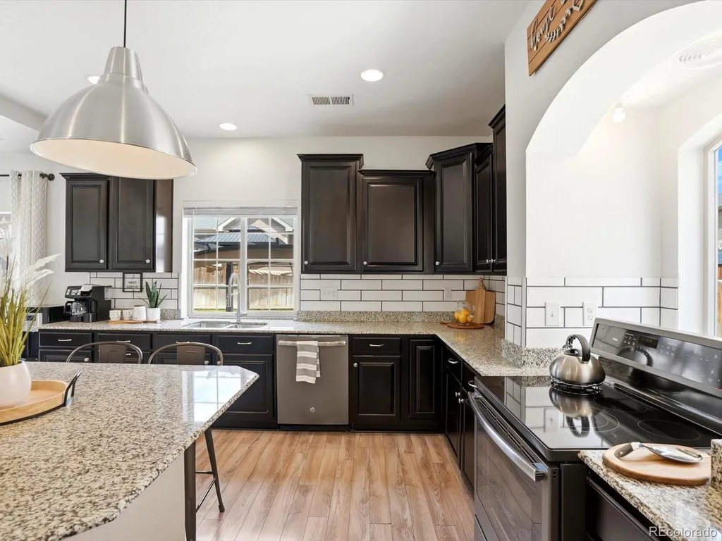 10739 Worchester Way Commerce City CO 80022