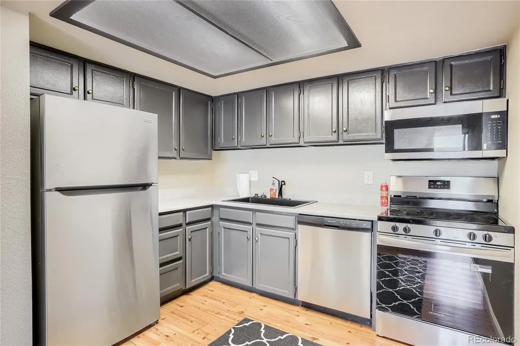 9680 Brentwood Way Broomfield CO 80021