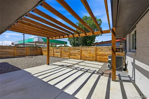 505 Zenobia Street Denver CO 80204