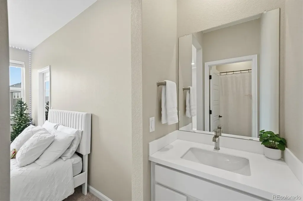 5559 Hickory Oaks Trail Castle Rock CO 80104
