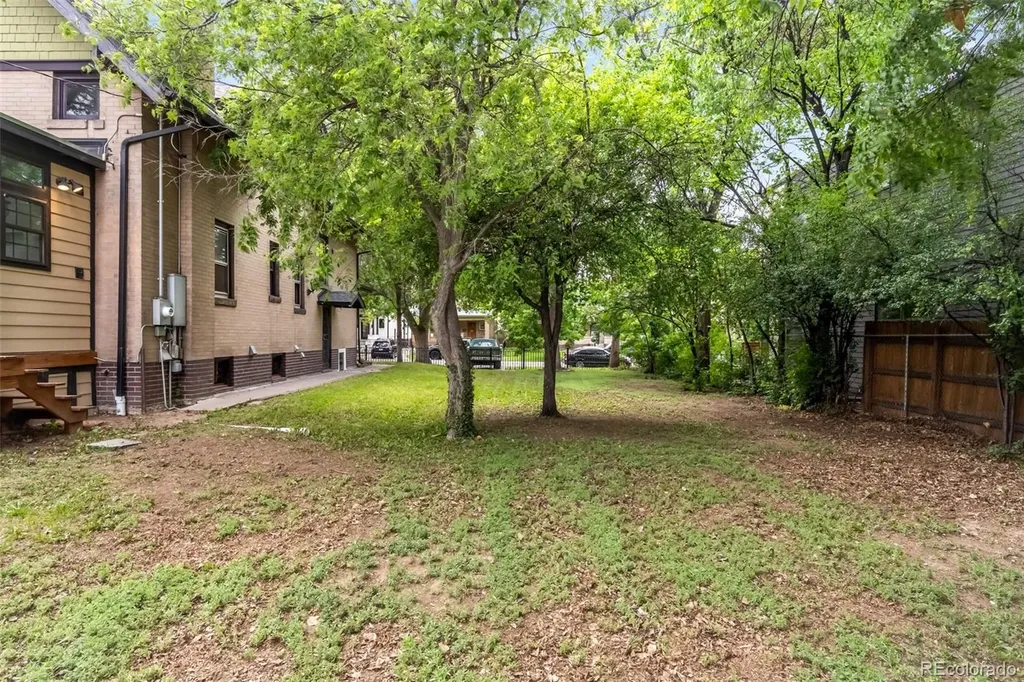 2718 N Vine Street Denver CO 80205