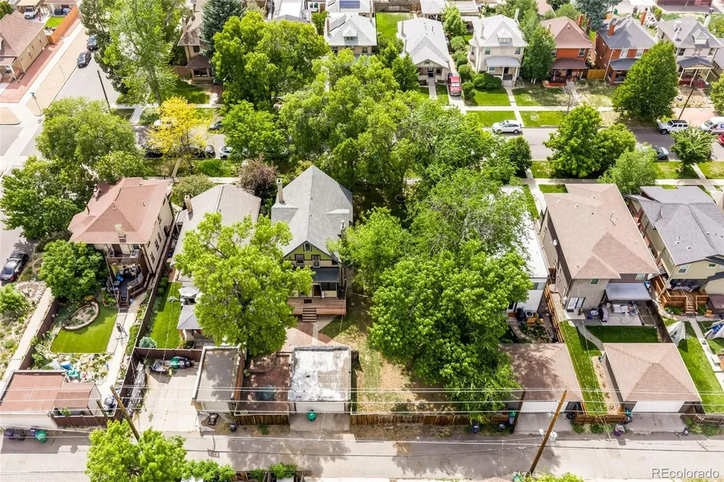 2718 N Vine Street Denver CO 80205