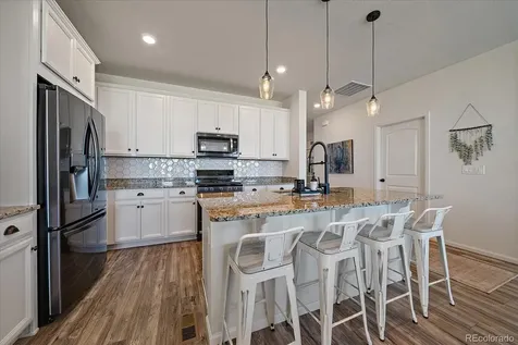 849 N Vandriver Way Aurora CO 80018